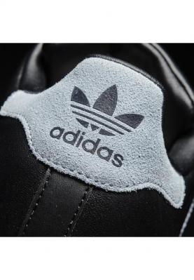 BB2141_ADIDAS_SUPERSTAR_női_sportcipő__elölről